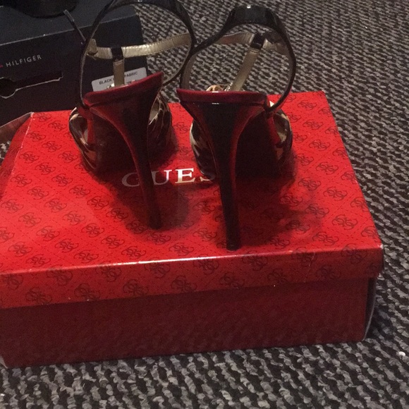 Heels - Picture 4 of 4